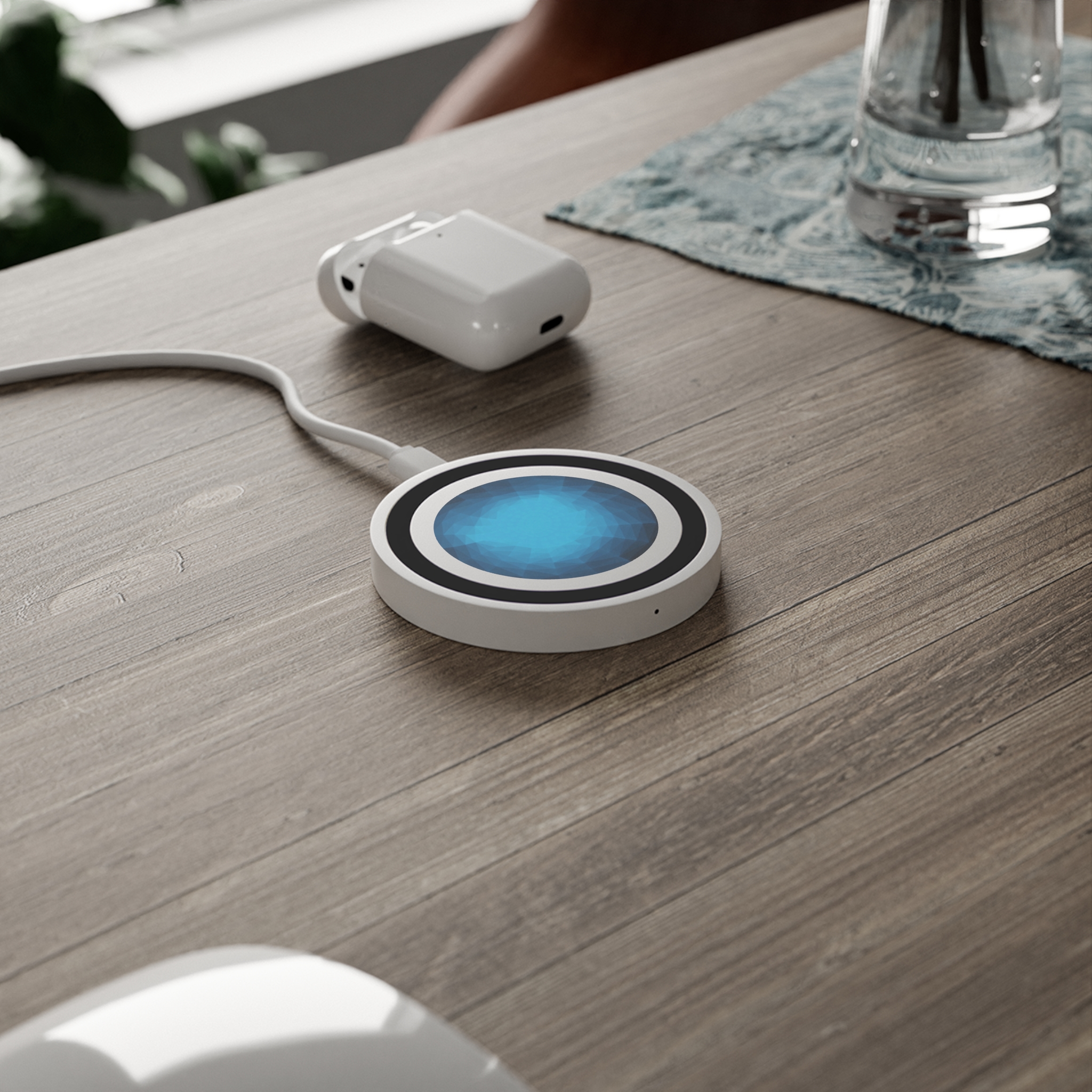 Wireless Charging Pad — Fast Qi Phone Charger - Image 3